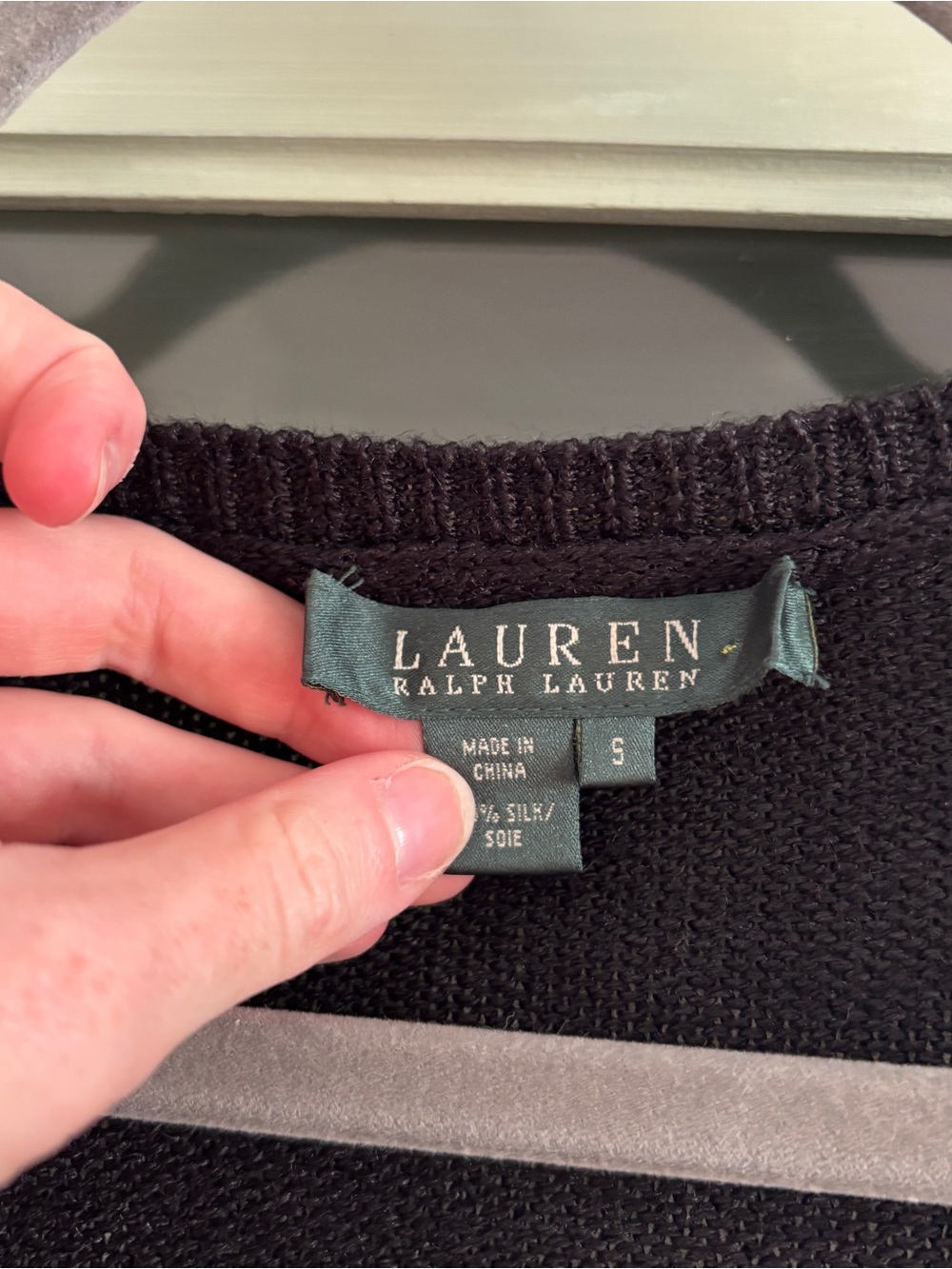 Lauren Ralph Lauren 100% Silk V Neck Black Sweater - Picture 3 of 5